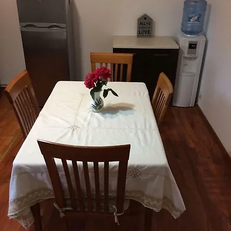 Casa Cu Roze Casa vacanze *